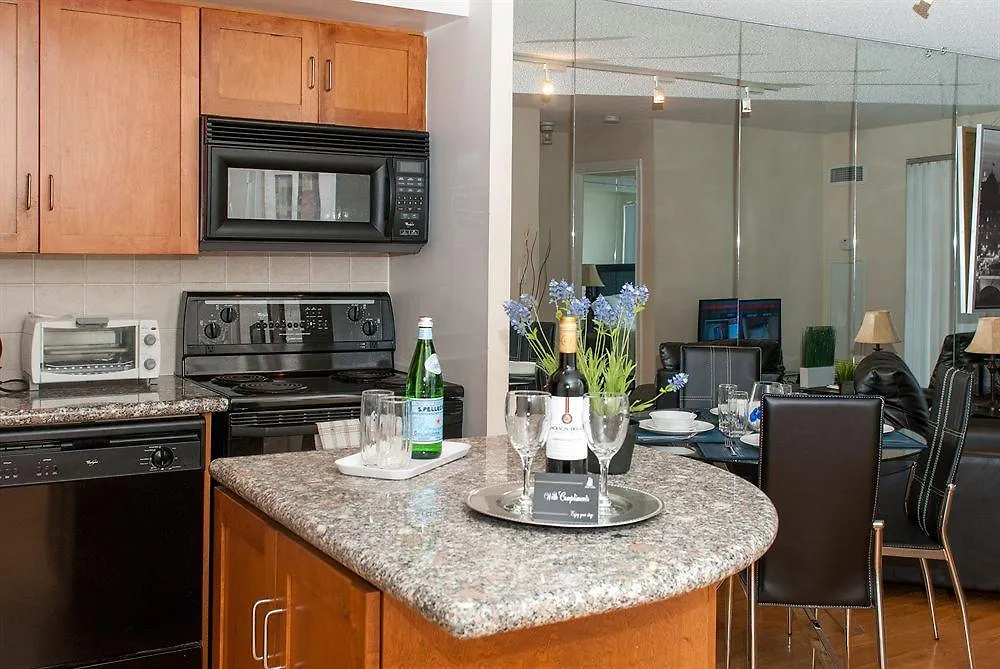 Apartment Atlas Suites 270 Wellington Toronto