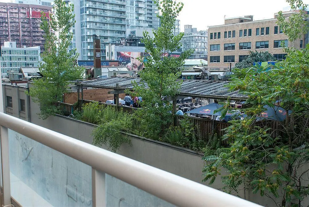 Apartment Atlas Suites 270 Wellington Toronto